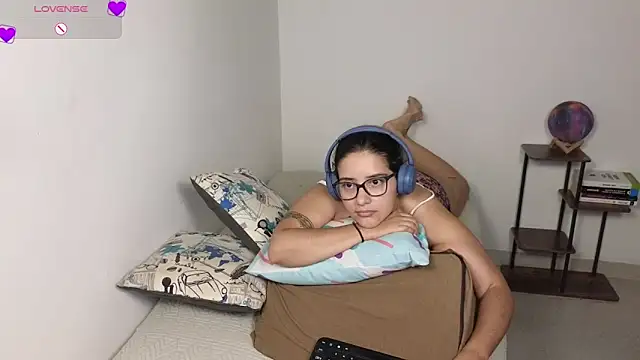 blue__moon_'s cam snapshot