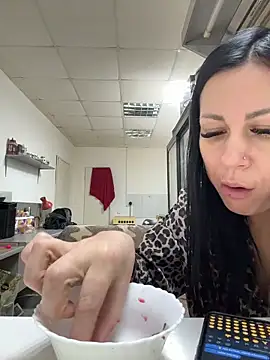 _Mila_Love's cam snapshot