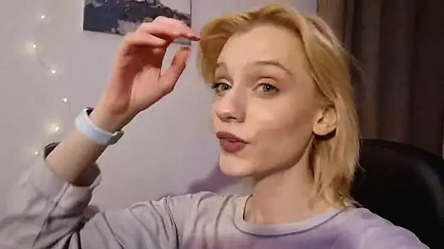 AuraNevera's cam snapshot