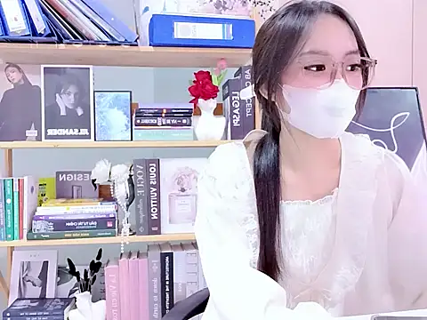 Lush-Office's cam snapshot