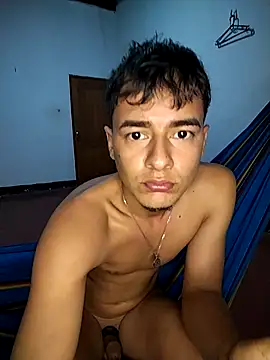 attractive-sexx's cam snapshot