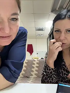 _Mila_Love's cam snapshot