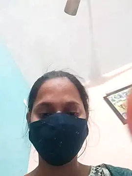 me-leela's cam snapshot