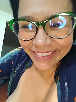 naughty_doll_horny's cam snapshot