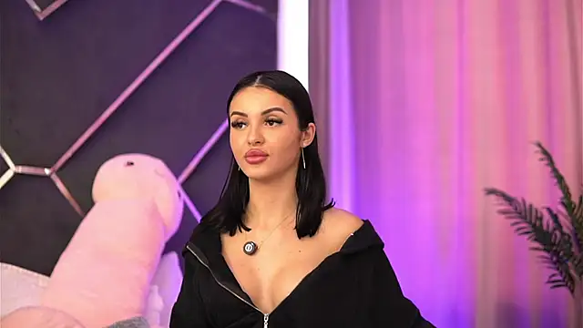 LilaRoses live sex cam