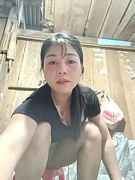 Ngocmai_lazdy live sex cam