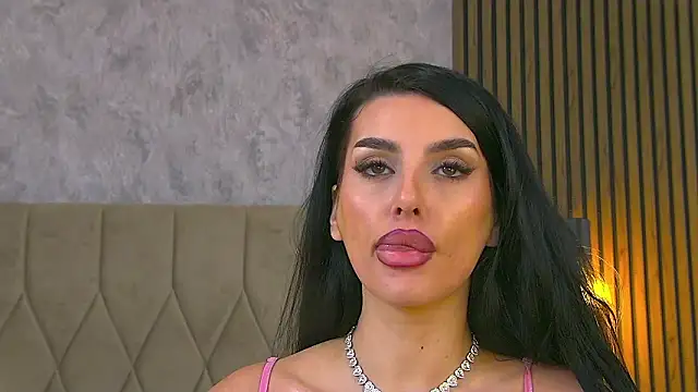 AmyBlair's cam snapshot