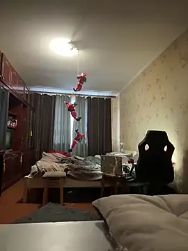 Naughtbaby_2025's cam snapshot