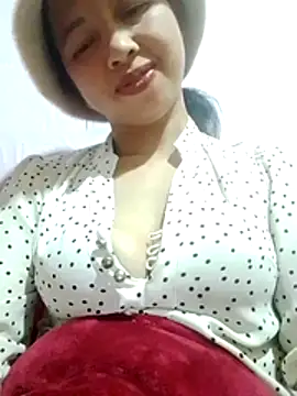 TRIEUTRIEU20's cam snapshot