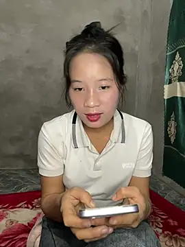 -Huong-99's cam snapshot