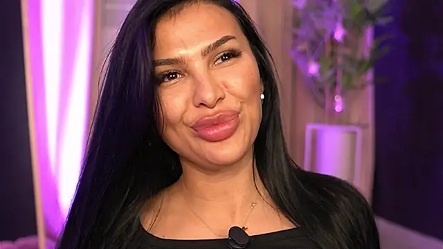 firesbomb777 live sex cam