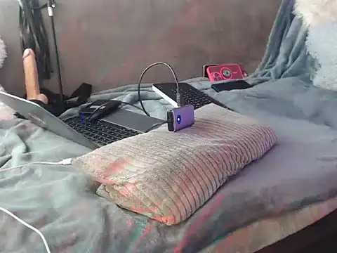 GoddessMonicaAngels's cam snapshot