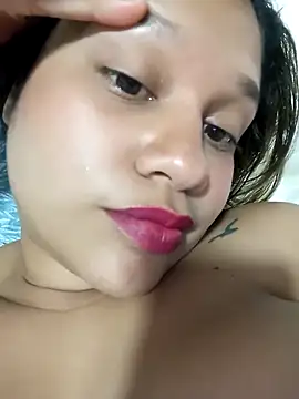 StormiRose_'s cam snapshot