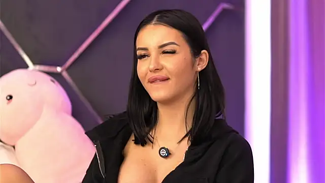 LilaRoses's cam snapshot