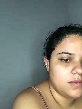 luisahot_9727's cam snapshot