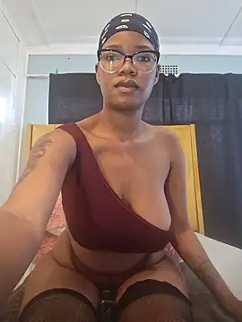 BLAQ-DIAMOND31 live sex cam