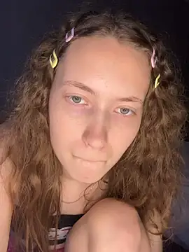 Holy_Poly's cam snapshot