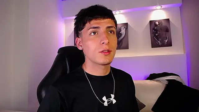 MateoMitchell live sex cam