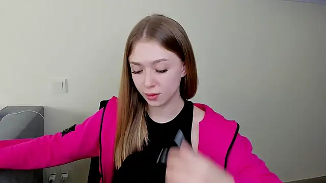 ElleLuv_'s cam snapshot