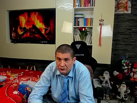 SpartacusDaddy48 live sex cam