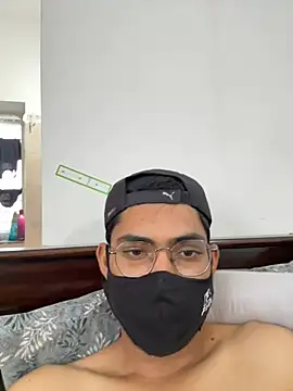 Random_Couple_Hyd's cam snapshot