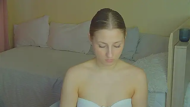 BritneyCruze's cam snapshot