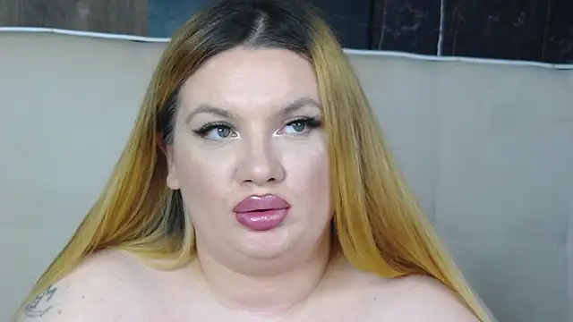 MelanieBrownn's cam snapshot