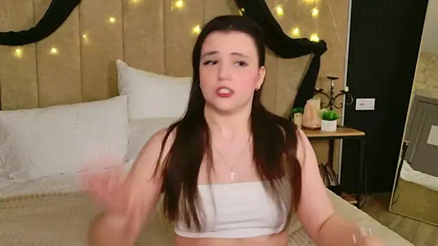 Pauline_Heaven's cam snapshot