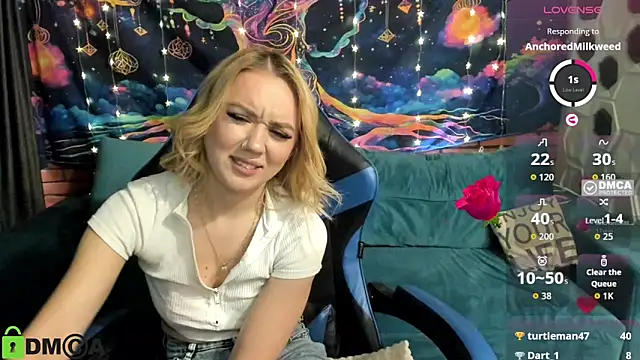 CrystalGirl99's cam snapshot