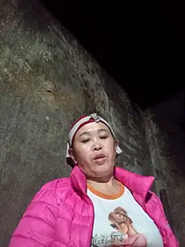 dakota-kis's cam snapshot