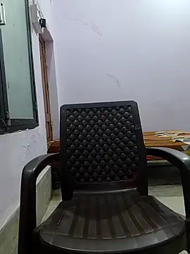 roshni_agrawal0's cam snapshot