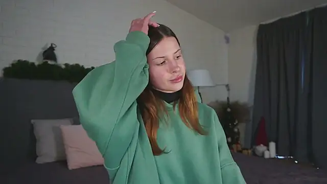 Liana___Li's cam snapshot