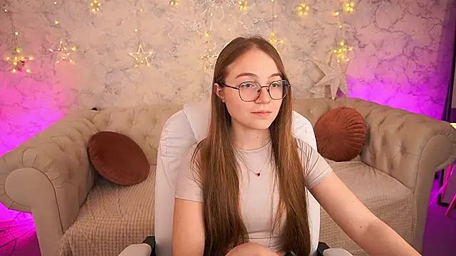 ArrinaWairr's cam snapshot