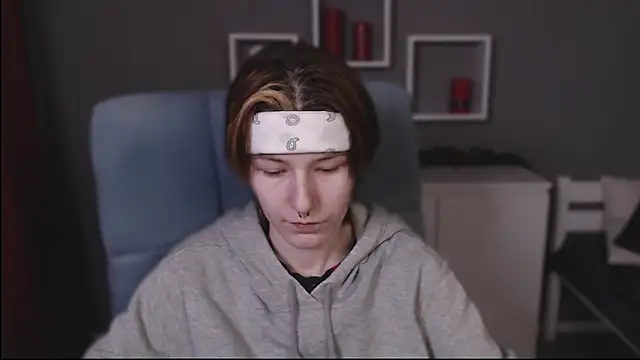 guitarandangell's cam snapshot