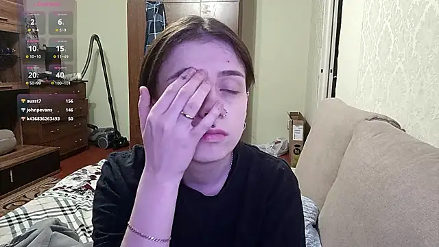 IleanaPishko's cam snapshot