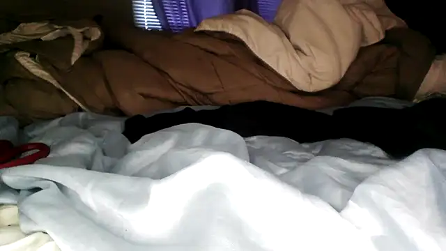 RinsingWood84's cam snapshot