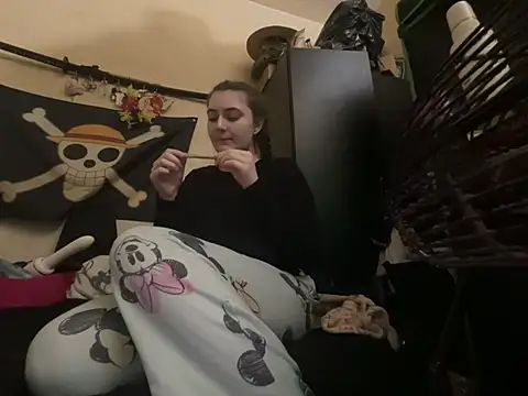 Snowbunnycake_131 live sex cam