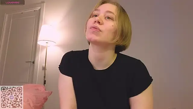 starsonthesky's cam snapshot