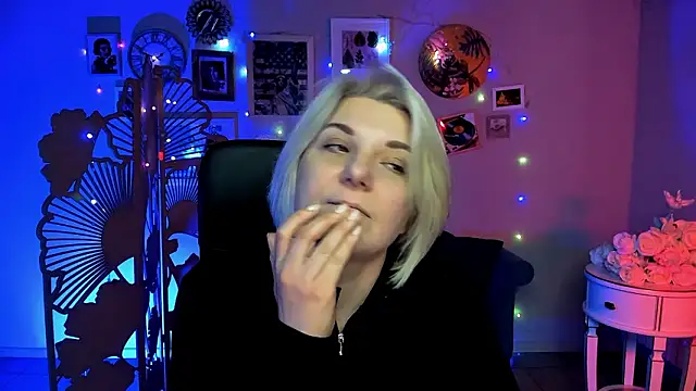 EvaEvals live sex cam