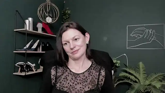 VivianWILD's cam snapshot