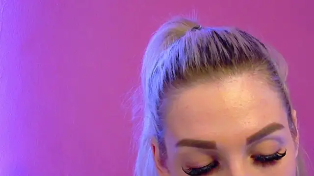 Sia_a's cam snapshot