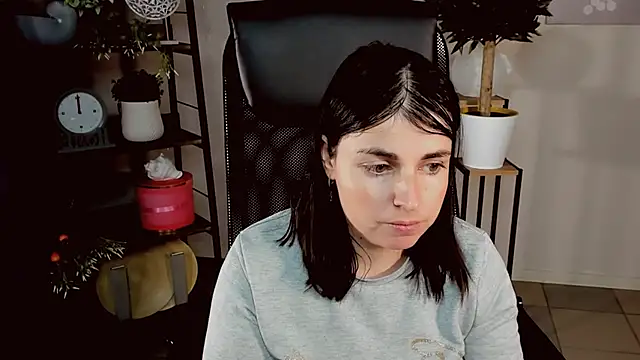 MartaEdams's cam snapshot