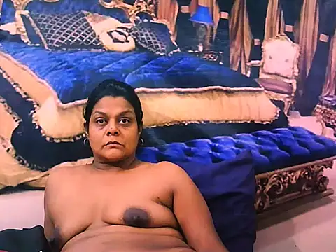 indianCherryPie's cam snapshot