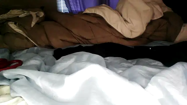 RinsingWood84 live sex cam