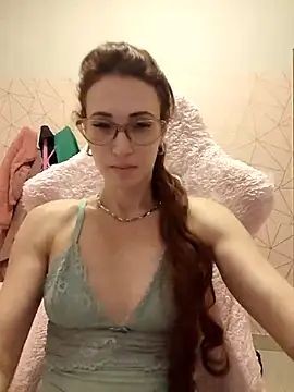 Irresistible24's cam snapshot