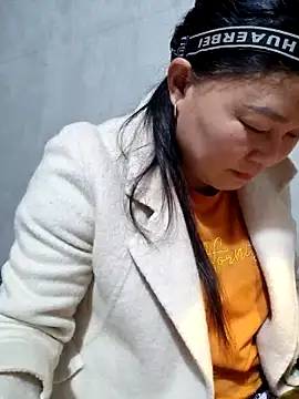 yoowwmr's cam snapshot