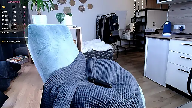 Tanya_M live sex cam