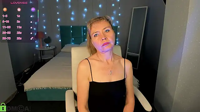 Carla_Vogue live sex cam