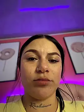 Megaan__More's cam snapshot