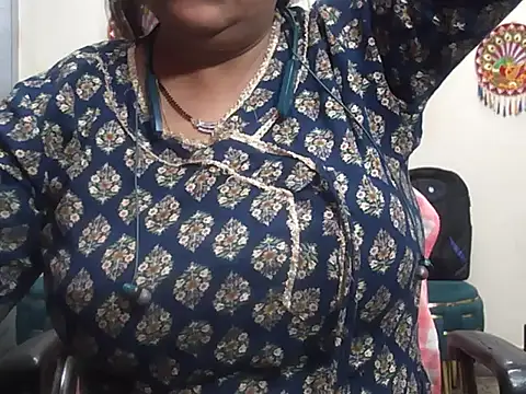 Royal_BhabhiSc's cam snapshot